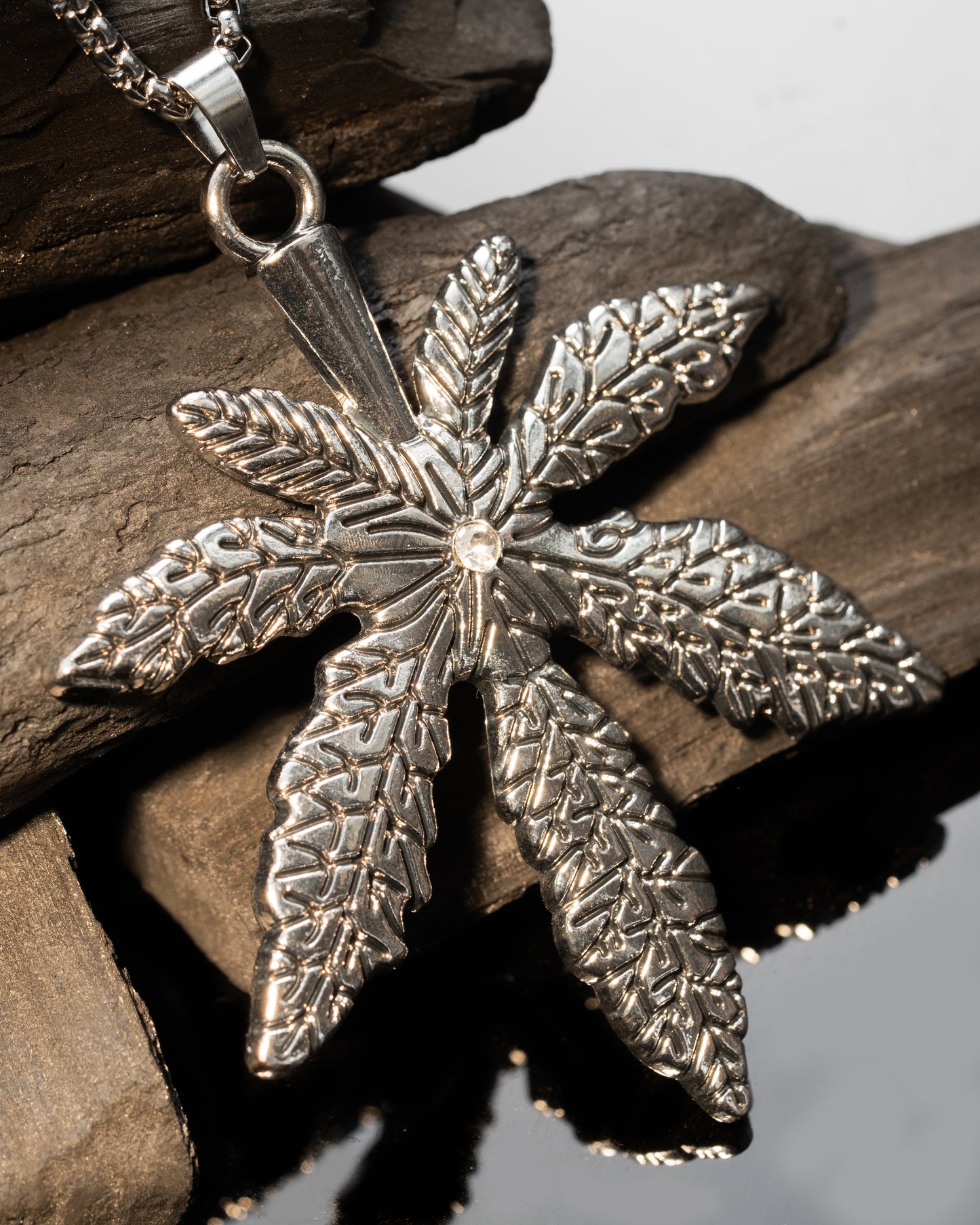 Hemp Leaf Pendant